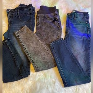 Skinny Jean Bundle Size 6/8